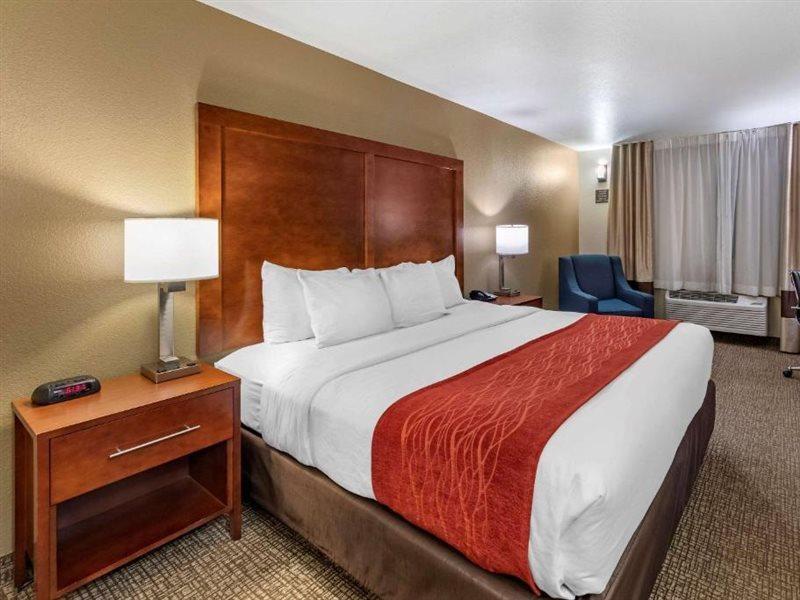 Comfort Inn Fontana Exterior photo